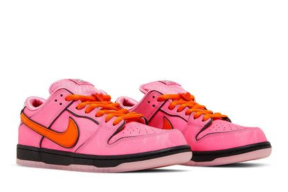Tênis The Powerpuff Girls x Nike SB Dunk Low Blossom