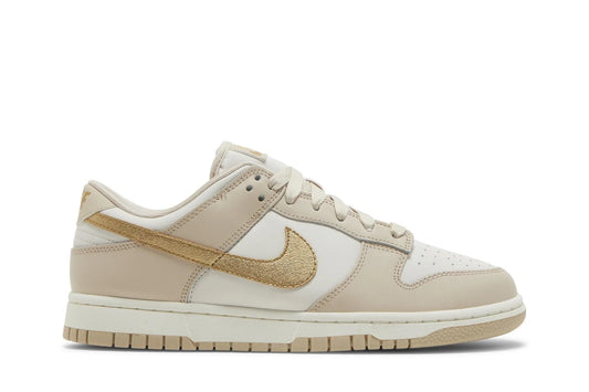 Tênis Nike Dunk Low Phantom Metallic Gold