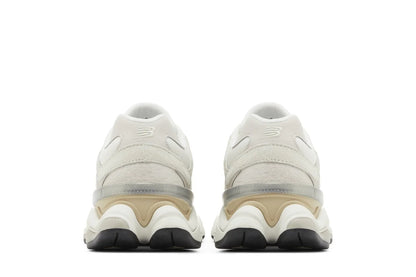 Tênis New Balance 9060 Sea Salt Moonbeam