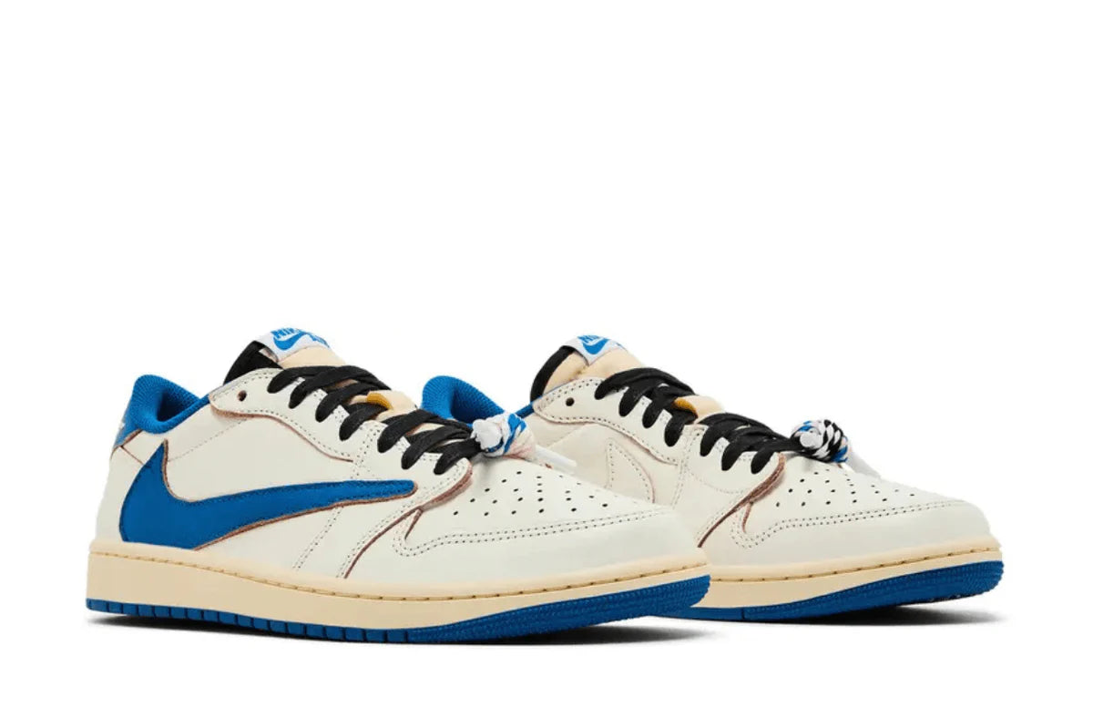 Tênis Nike Air Jordan 1 x Travis Scott Retro Low OG SP Nike Sail Military Blue