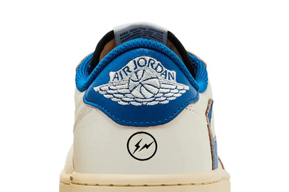 Tênis Nike Air Jordan 1 x Travis Scott Retro Low OG SP Nike Sail Military Blue